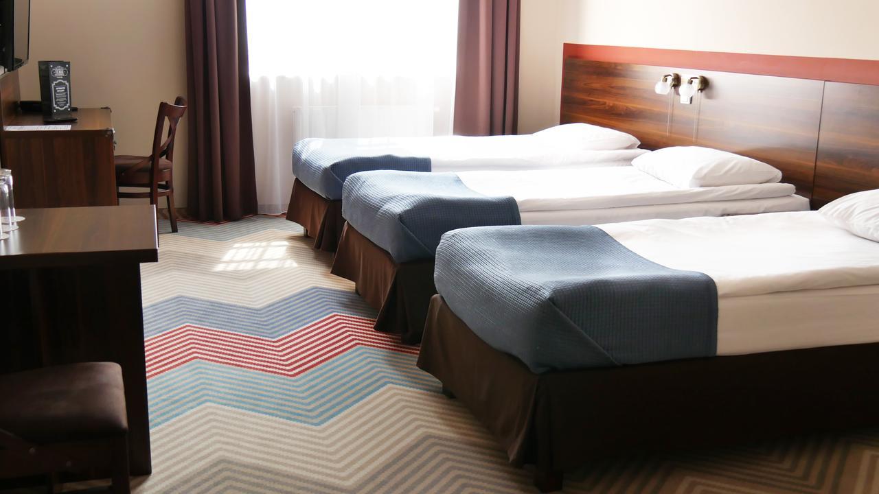 Hotel Texas - Żory Kültér fotó